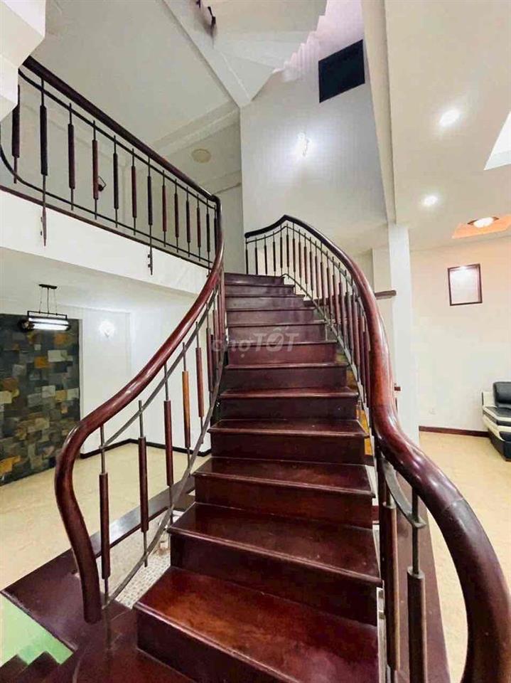 🏡 CHO THUÊ NHÀ 10x14 - GẦN CHỢ BÀ ĐIỂM – PHAN VĂN ĐỐI - 11 TRIỆU/THÁNG