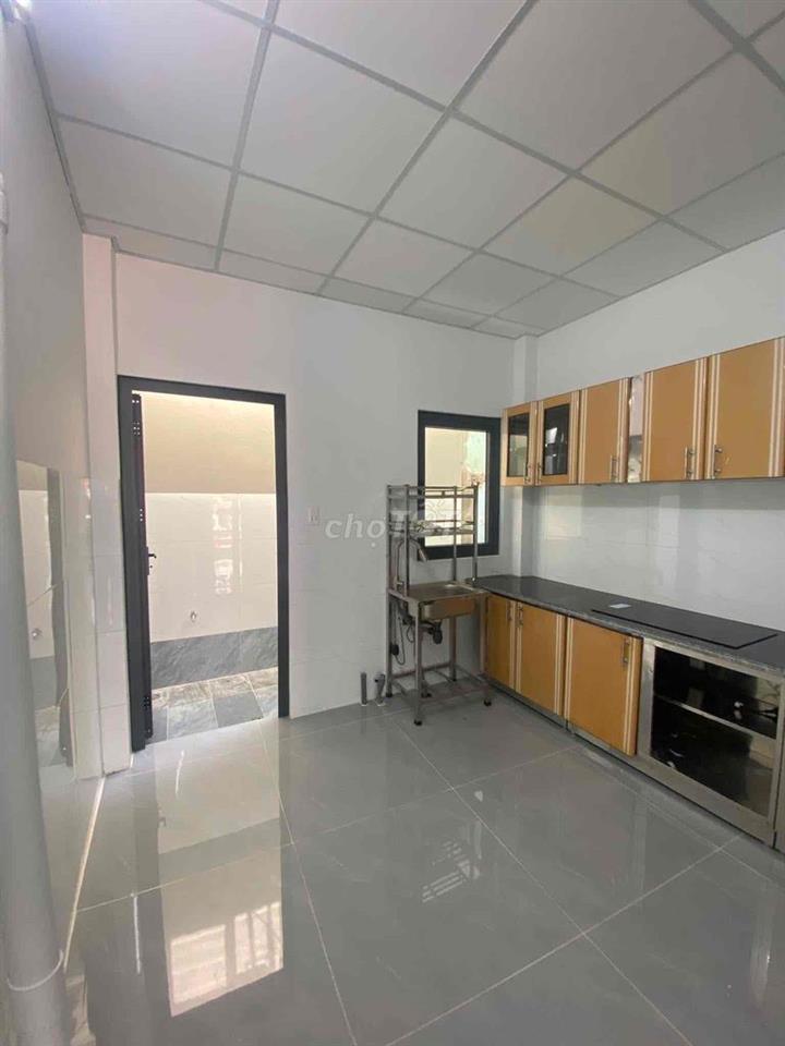 🏪 CHO THUÊ NHÀ 4x16 - MẶT TIỀN PHAN VĂN HỚN – 12 TRIỆU/THÁNG 📍 Vị trí