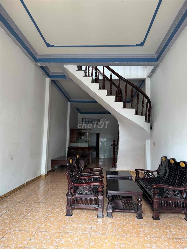 Cho thuê 4 x22-2 lầu -3 phong-2 sân thuợng -dg xe hơi -