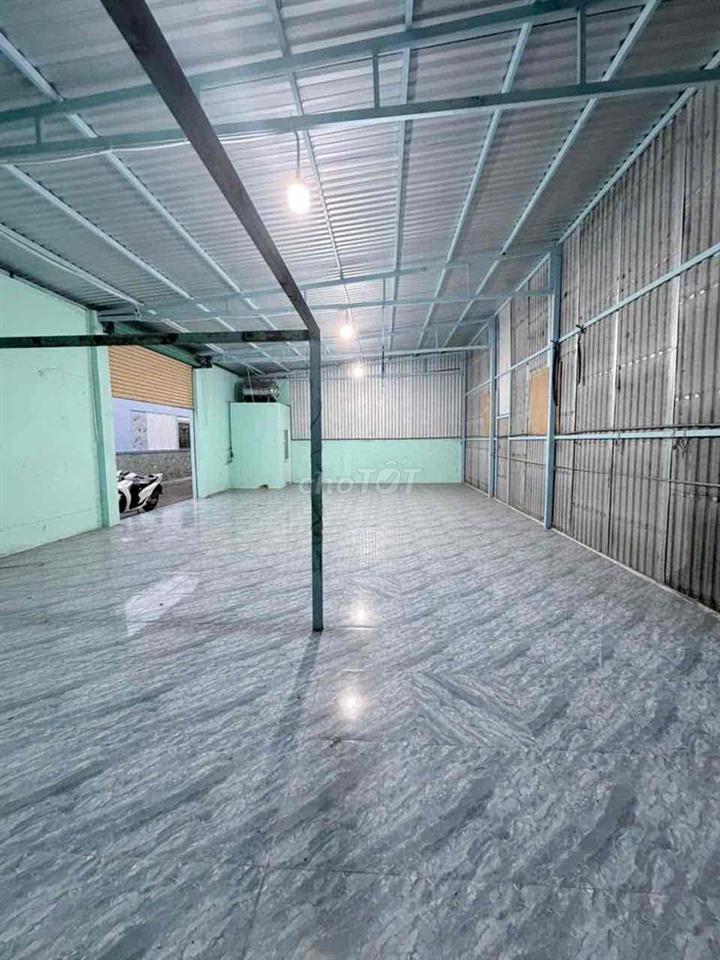 Cho thuê kho 140m2 gần NGÃ BA GIỒNG 📍 XUÂN THỚI THƯỢNG - HÓC MÔN 🏡 Kho