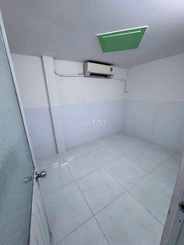 🏠 Chủ gửi nhà đúc lửng ấp Thới Tứ 1,gần chợ,2 phòng,Thới Tam Thôn 🏠