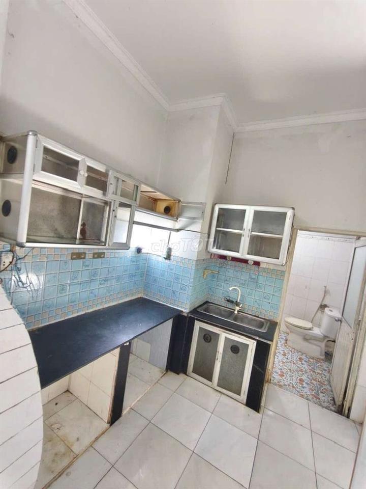 🏠 Nhà cho thuê 100m2,gần trường Ng Hồng Đào,Xuân Thới Sơn 🏠
