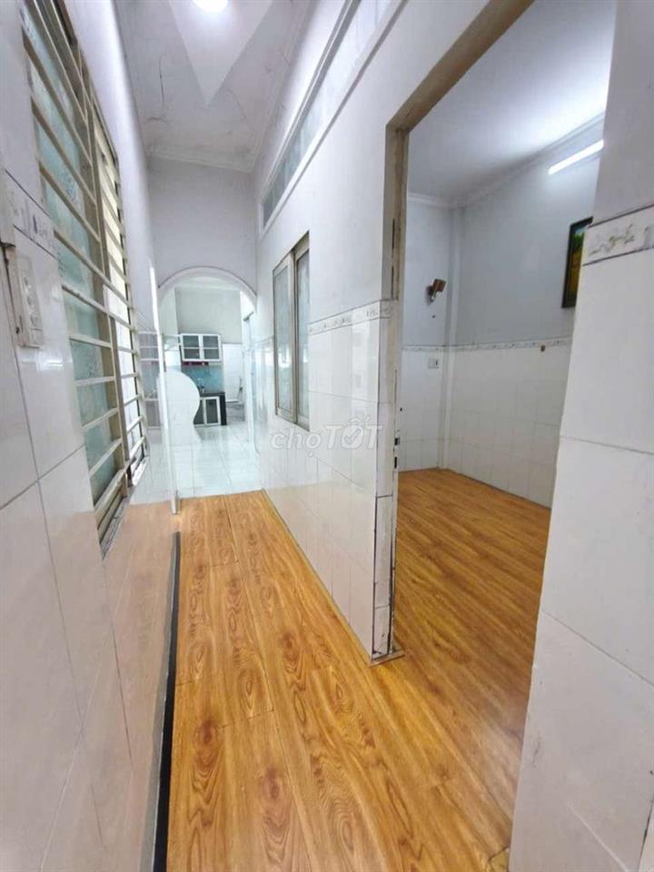 🏠 Nhà cho thuê 100m2,gần trường Ng Hồng Đào,Xuân Thới Sơn 🏠