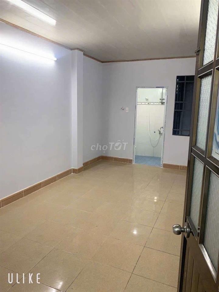 Chủ gửi nhà cho thuê Xuân Thới Sơn gần Ngã Tư Hóc Môn, 2lầu 3phòng