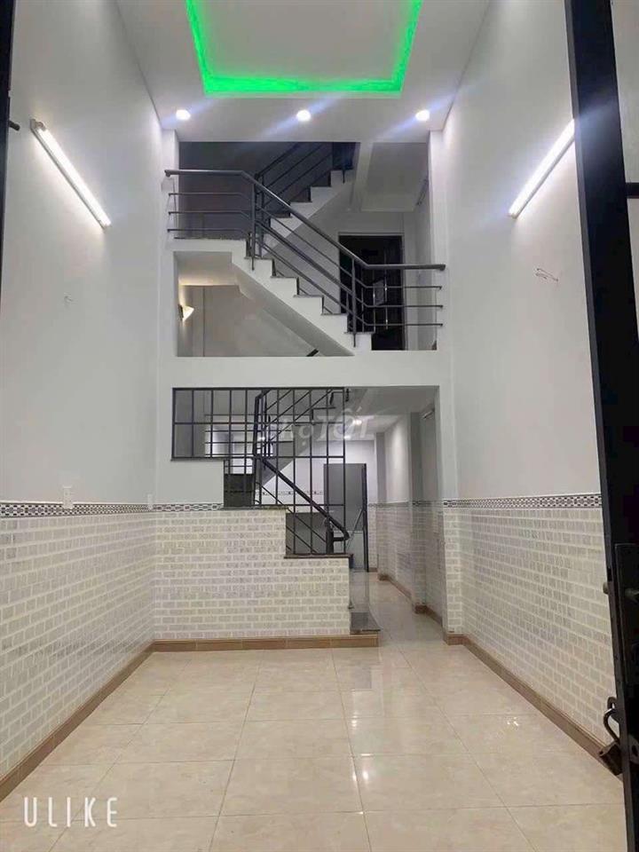Chủ gửi nhà cho thuê Xuân Thới Sơn gần Ngã Tư Hóc Môn, 2lầu 3phòng
