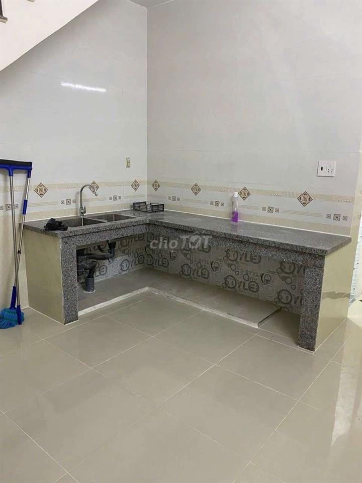 Nhà mặt tiền 1lầu, vị trí cực xung,kinh doanh đa ngành nghề, TMTX