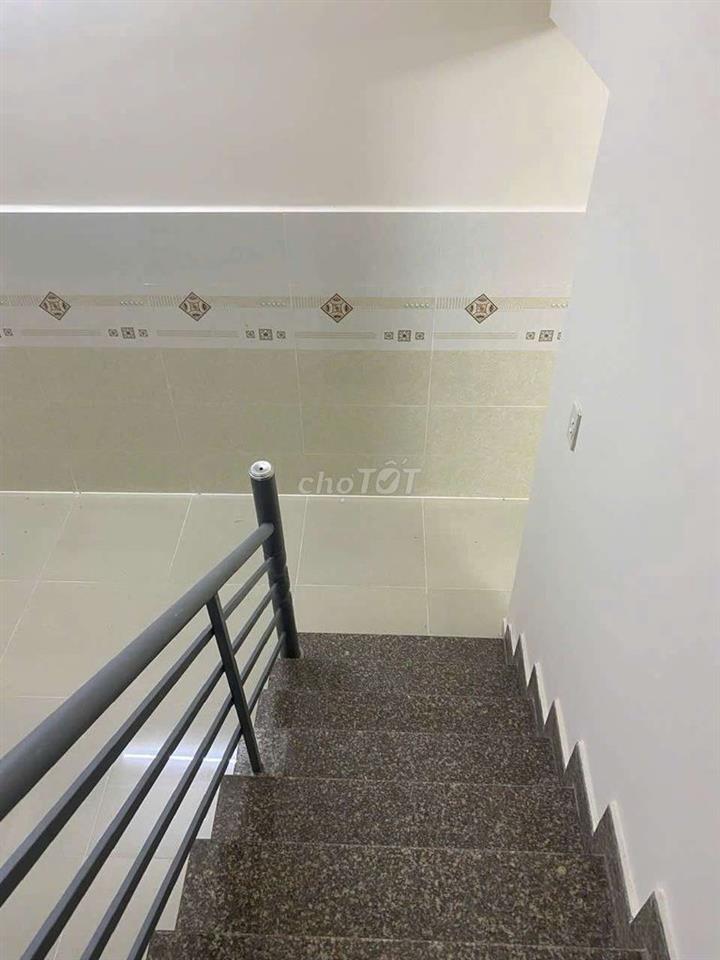 Nhà mặt tiền 1lầu, vị trí cực xung,kinh doanh đa ngành nghề, TMTX