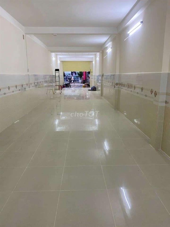 Nhà mặt tiền 1lầu, vị trí cực xung,kinh doanh đa ngành nghề, TMTX