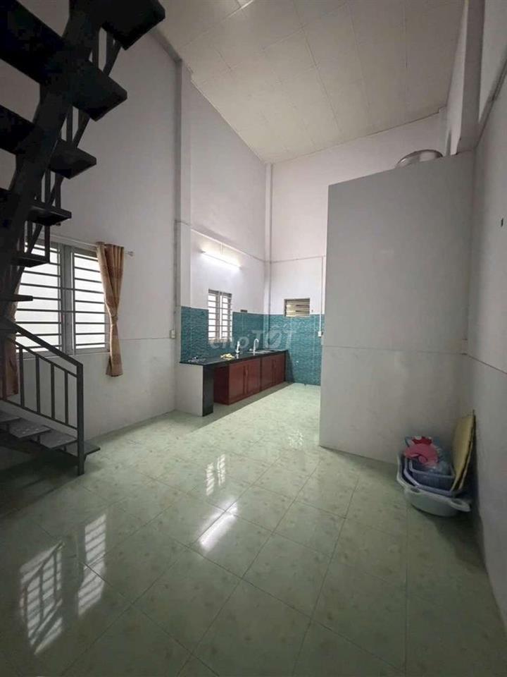 🏠 Nhà mới 2phòng, đúc lửng sân xe hơi, gần Ng Ảnh Thủ, xã Bà Điểm 🏠