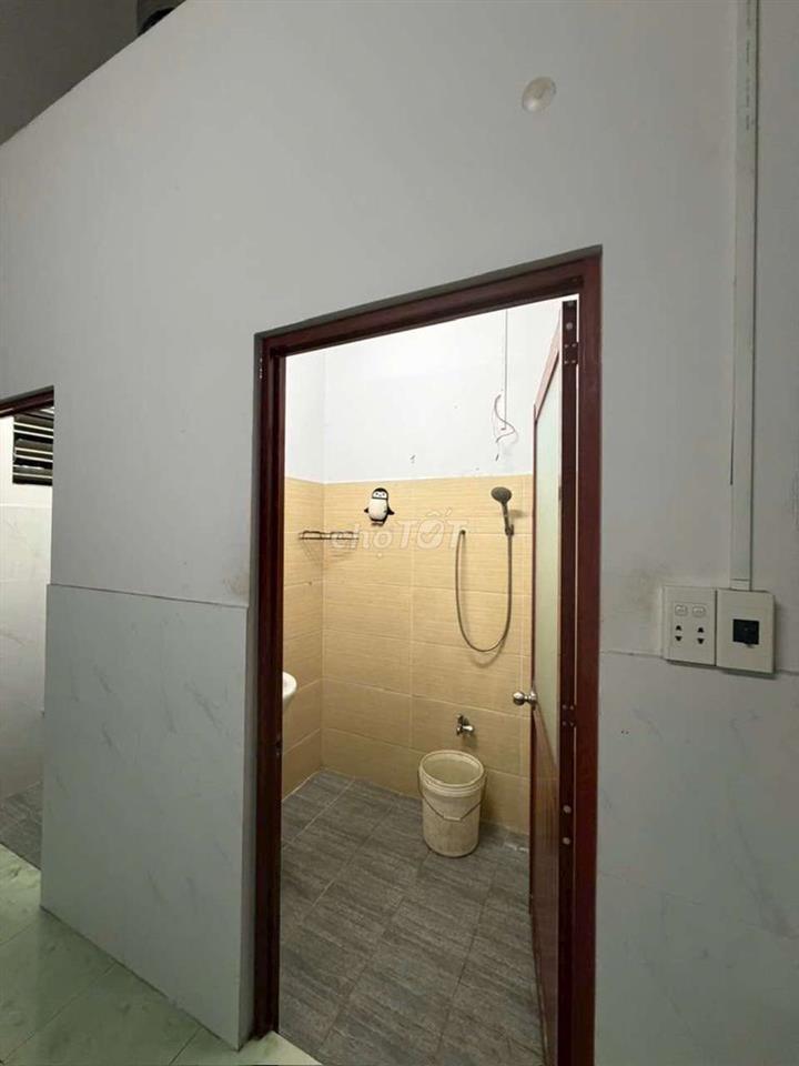 🏠 Nhà mới 2phòng, đúc lửng sân xe hơi, gần Ng Ảnh Thủ, xã Bà Điểm 🏠