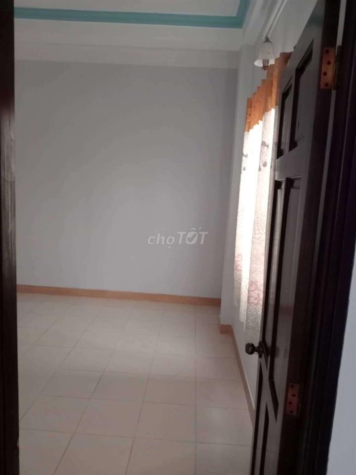 CHO THUÊ MẶT BẰNG 400 M2 - 2 MẶT TIỀN – BÀ ĐIỂM TPHCM - 15 TRIỆU/THÁNG