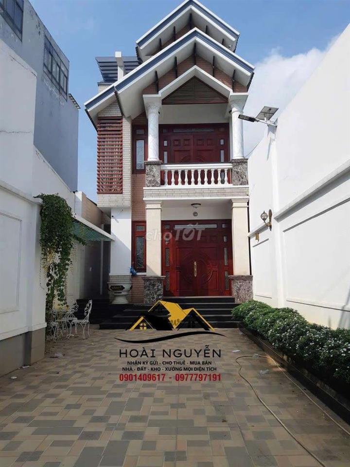 BIỆT THỰ CHO THUÊ 8x25 – PHAN VĂN HỚN, BÀ ĐIỂM - 25 TRIỆU/THÁNG