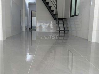 CHO THUÊ NHÀ 4x16 - MẶT TIỀN PHAN VĂN HỚN – 12 TRIỆU/THÁNG