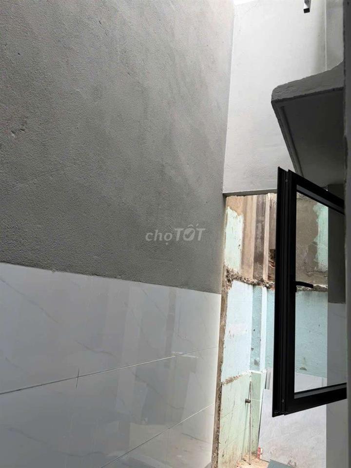 CHO THUÊ NHÀ 4x16 - MẶT TIỀN PHAN VĂN HỚN – 12 TRIỆU/THÁNG