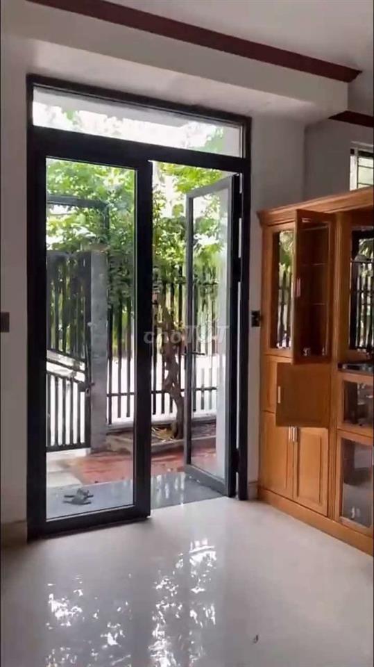 NHÀ CHO THUÊ 10X25 - MẶT TIỀN XUÂN THỚI THƯỢNG - 19 TRIỆU/THÁNG