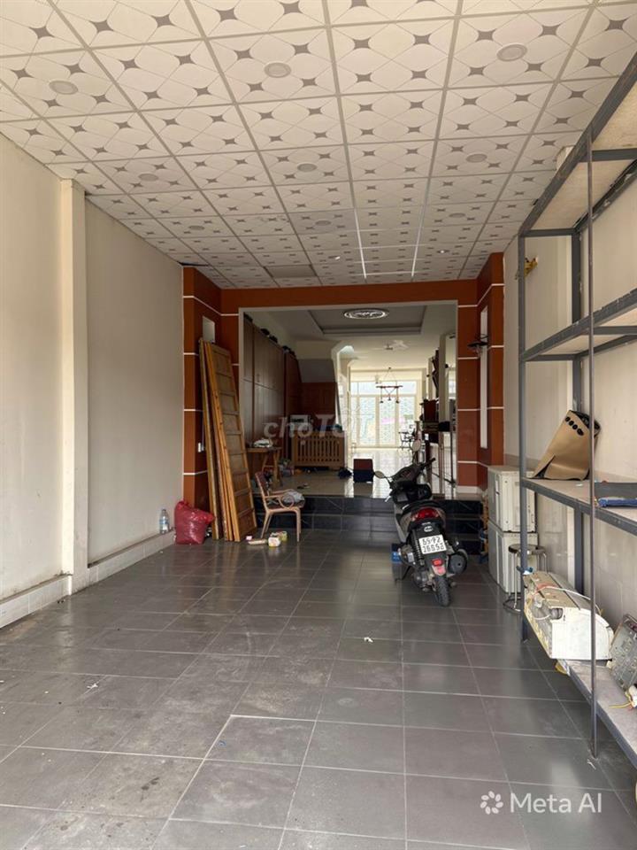 CHO THUÊ BIỆT THỰ 15x25 – 4 MẶT TIỀN BÀ ĐIỂM, TP.HCM - 35 TRIỆU/THÁNG