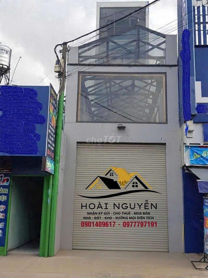 NHÀ CHO THUÊ 4,2x45 - MẶT TIỀN PHAN VĂN HỚN - GIÁ 19 TRIỆU/ THÁNG