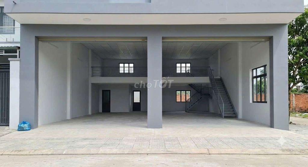 CHO THUÊ KHO XƯỞNG 8x35 - TRẦN VĂN MƯỜI - BÀ ĐIỂM - 12 TRIỆU/THÁNG