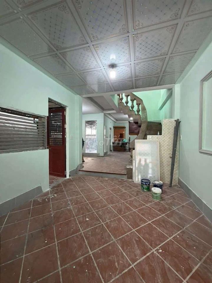 Nhà Thuê Bà Điểm Hóc Môn