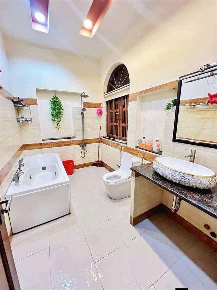 Nhà Biệt Thự Sân Vườn Xuân Thới Sơn Hóc Môn 1000m2