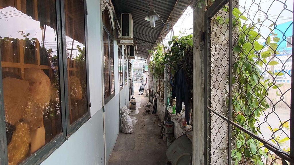 Cho thuê nhà góc 2 mặt tiền Dương Công Khi, kinh doanh, chỉ 12tr/tháng