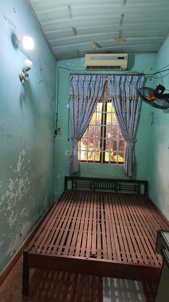 Cho thuê nhà góc 2 mặt tiền Dương Công Khi, kinh doanh, chỉ 12tr/tháng
