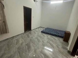Cho thuê Nhà phố Bà điểm Đường 6m