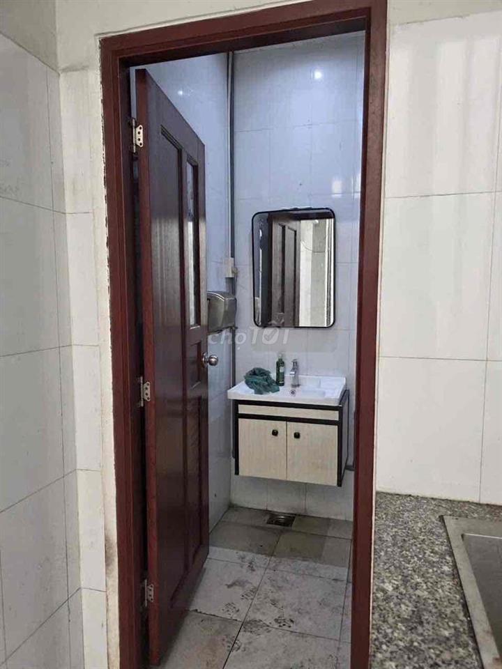 Cho thuê MẶt Tiền Lê Thị Hà