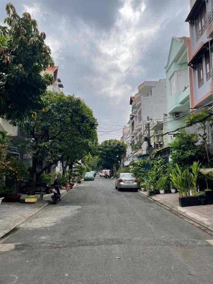 Cho thuê kho 7triệu / Đường xe công / bà điểm