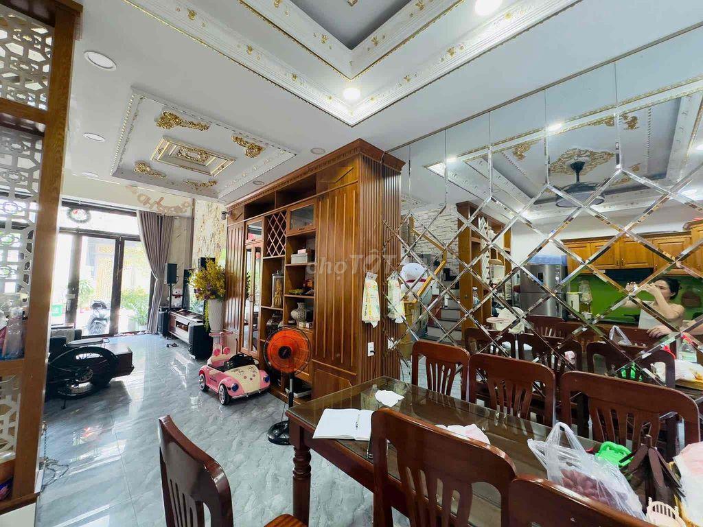 Cho thuê nhà Thạnh xuân q12 , full nội thất 15triêu/ tháng