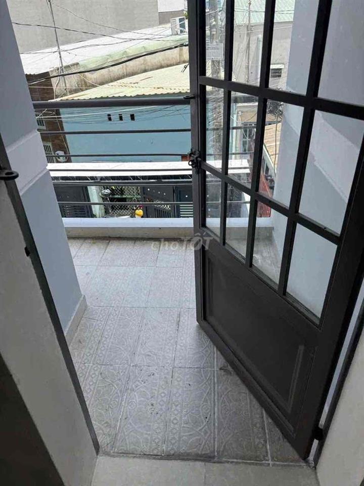 Cho thuê 6tr5 bà điểm , chợ đầu mối hóc môn , 3pn , 2wc