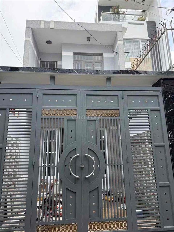 Cho thuê 6tr5 bà điểm , chợ đầu mối hóc môn , 3pn , 2wc