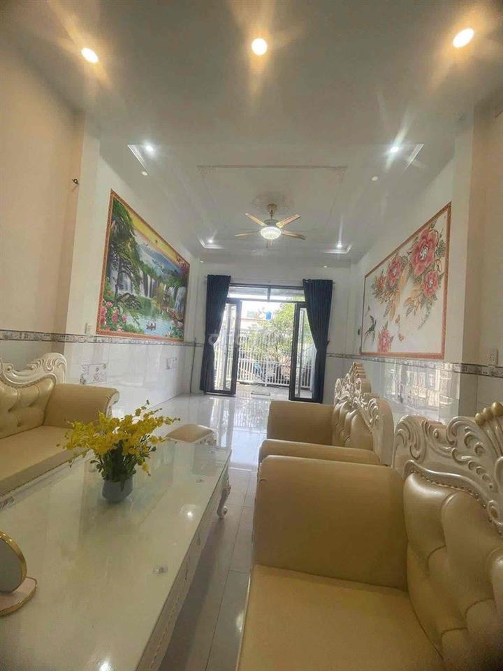 Cho thuê 7triêu/ có bớt Bà điểm hóc môn , an sương