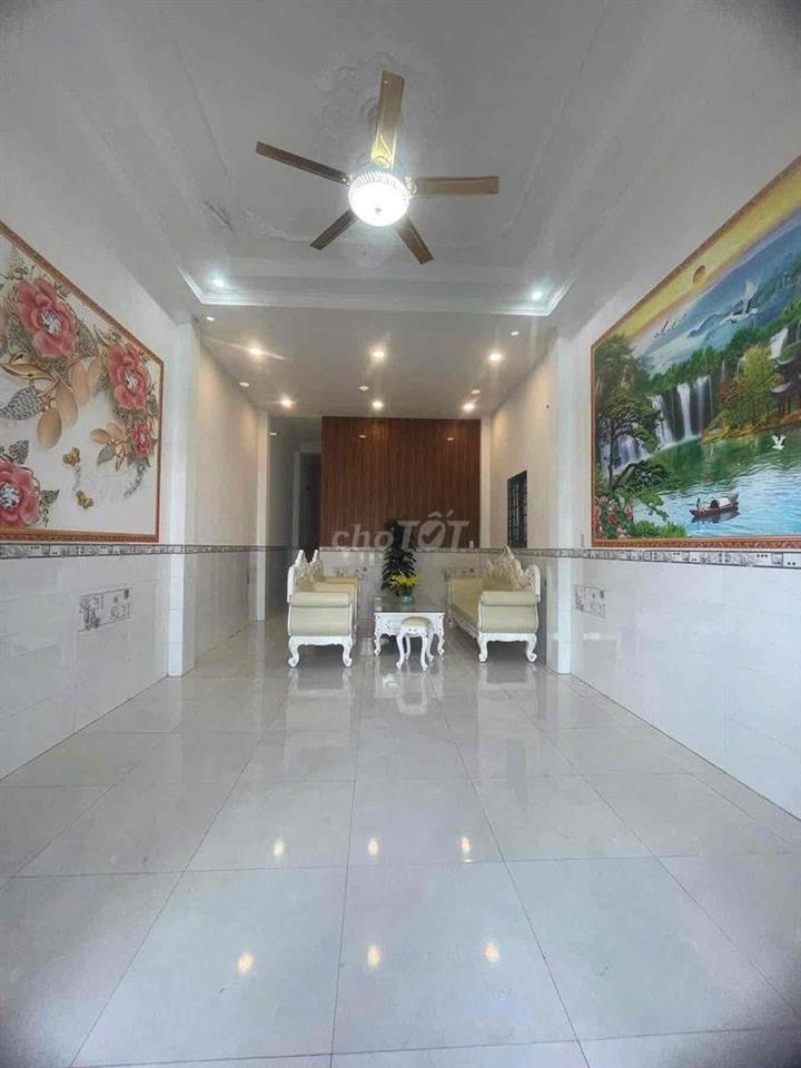Cho thuê 7triêu/ có bớt Bà điểm hóc môn , an sương
