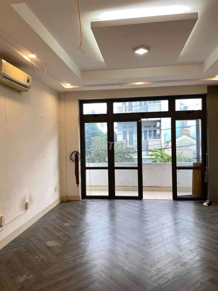 Cho thuê nhànhà mới sạch sẽ
6 x14trệt lầu 3pn 3wc đường xe tải cụt

