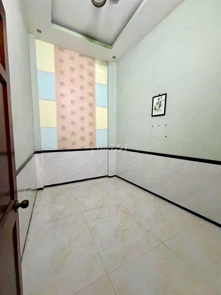 cho thuê nhà xtt59 dt 5x18 -1 lầu -3, pn -2 wc, sân xe hơi