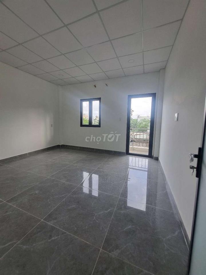 cho thuê nhà mt bà điểm dt 4,5x23-1 lầu -3pn -2wc, đường xe tải thông