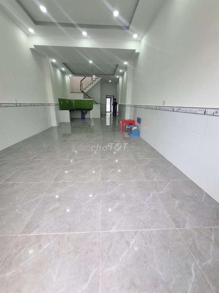 cho thuê nhà mt bà điểm dt 4,5x23-1 lầu -3pn -2wc, đường xe tải thông