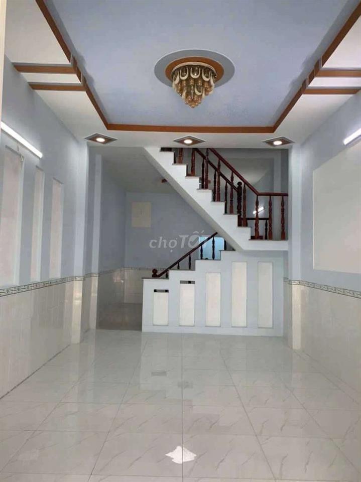 Nhà cho thuê .
Diện tích : 4x15 -1 lầu -2pn-2wc 