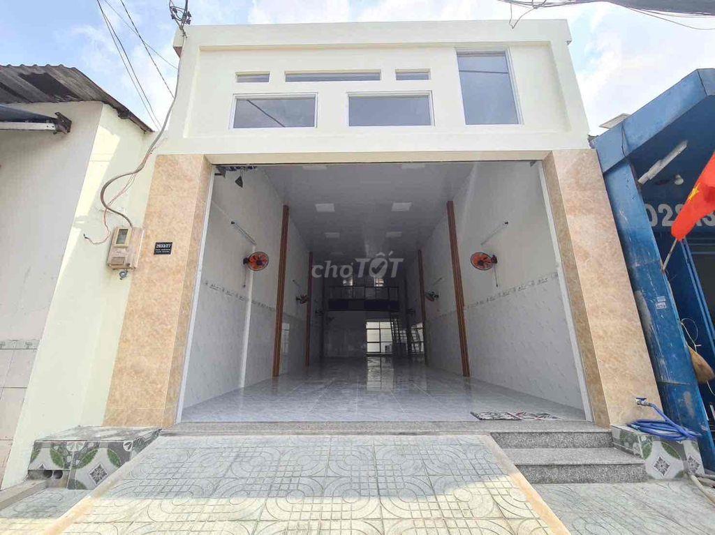 nhà thuê ở kho xưởng