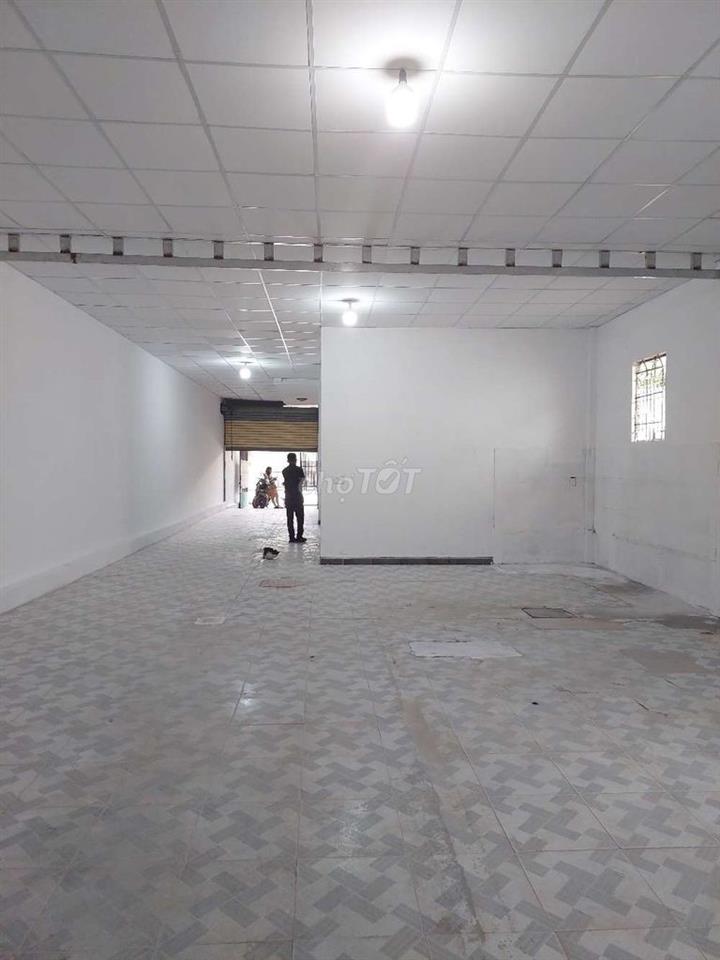 CHO THUÊ NHÀ 4×30 - MẶT TIỀN TRẦN VĂN MƯỜI-  HOCMON.
GIÁ : 10 TRIỆU TL