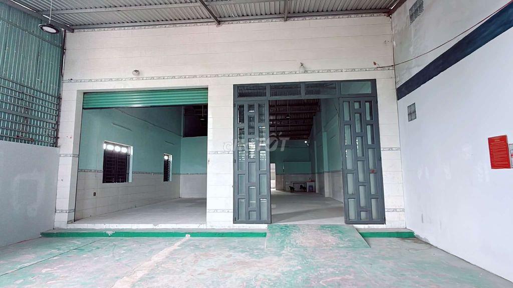 CHO THUÊ KHO 10×30 – XUÂN THỚI THƯỢNG- HÓC MÔN - GIÁ: 18 TRIỆU TL