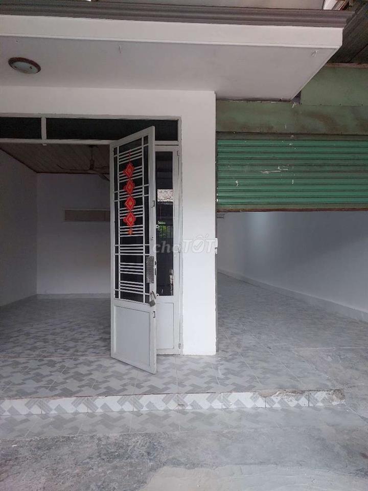 CHO THUÊ KHO 8×32  –GẦN CHỢ ĐẦU MỚI - HOCMON . GIÁ: 12 TRIỆU TL