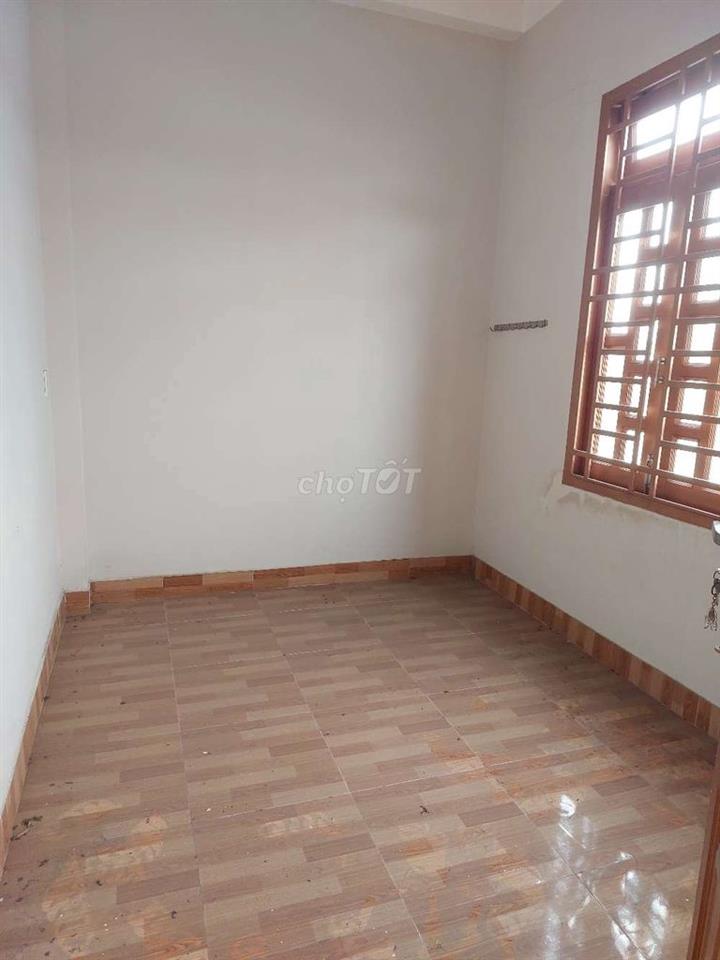 CHO THUÊ NHÀ 5×20- XTS – GẦN NGÃ TƯ HOCMON . GIÁ: 9 TRIỆU TL