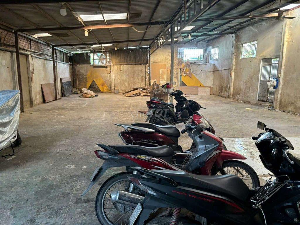 CHO THUÊ KHO XƯỞNG 11×20M – XUÂN THỚI THƯỞNG - HOCMON - GIÁ: 10 TRIỆU