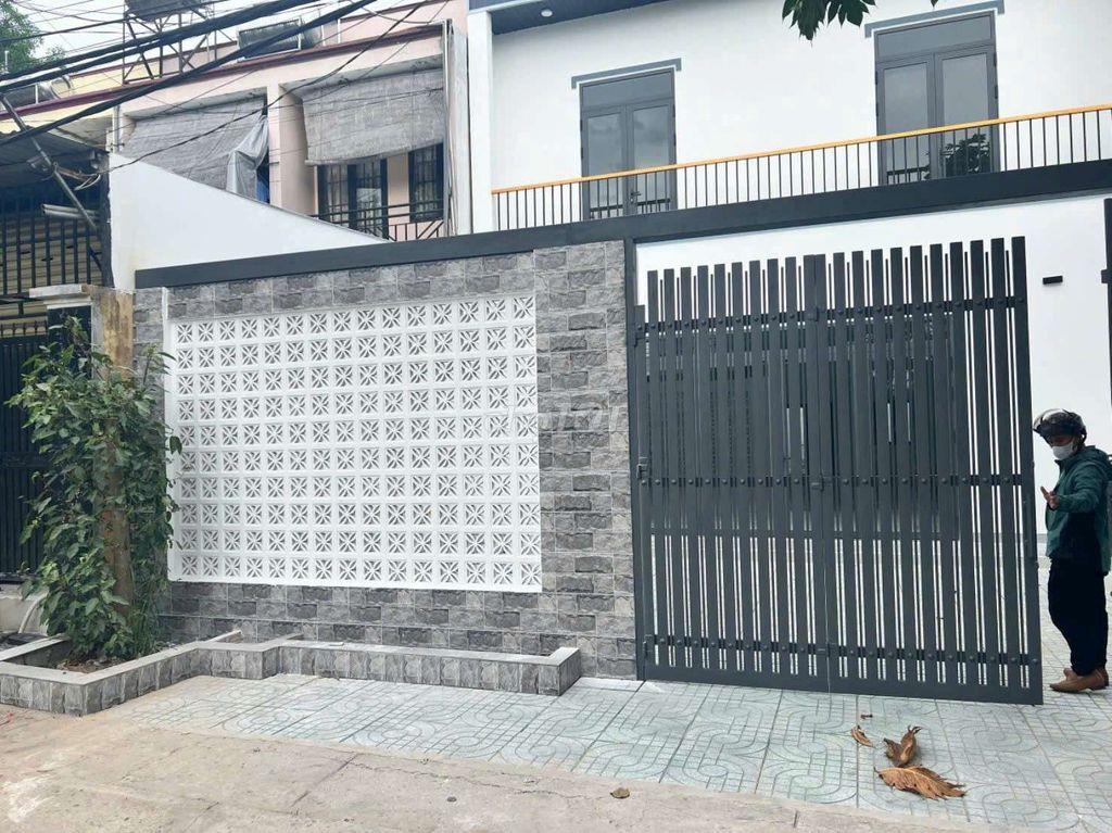 CHO THUÊ NHÀ 7×30 MẶT TIỀN SONG HÀNH – HÓC MÔN . GIÁ: 20 TRIỆU