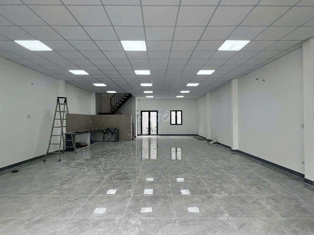 CHO THUÊ NHÀ 7×30 MẶT TIỀN SONG HÀNH – HÓC MÔN . GIÁ: 20 TRIỆU
