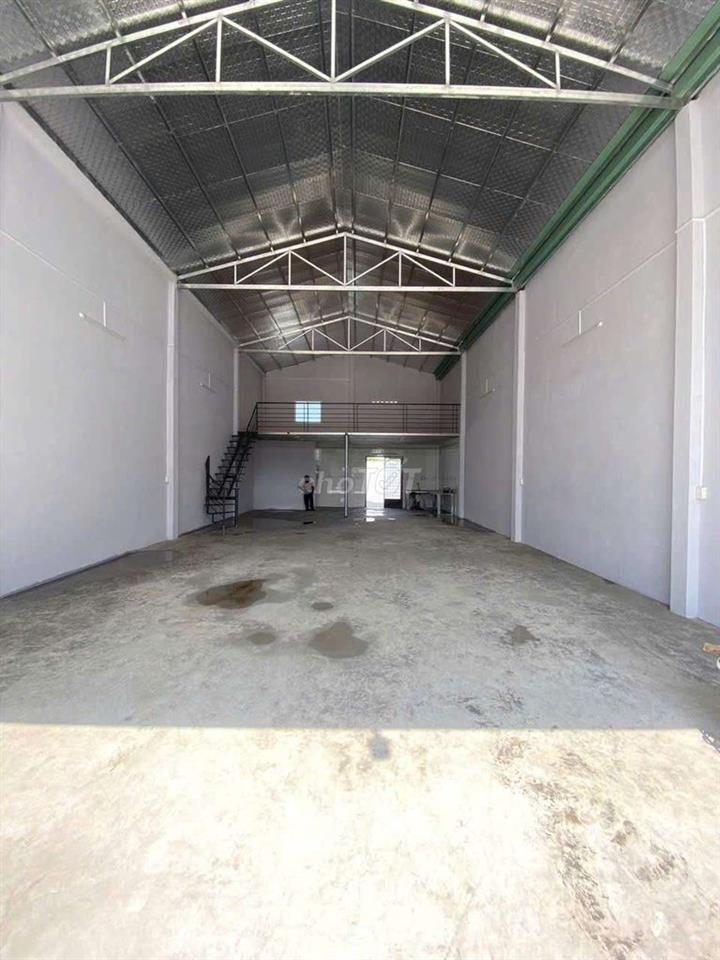 CHO THUÊ KHO XƯỞNG 300M – XUÂN THỚI THƯỞNG- HOCMON - GIÁ: 20 TRIỆU