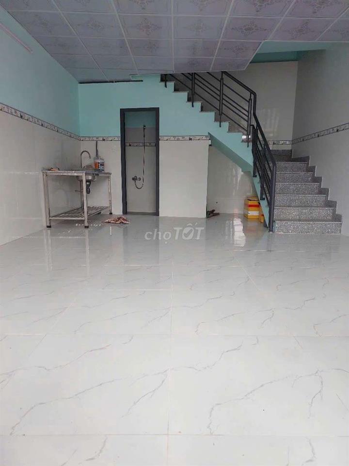 CHO THUÊ NHÀ 4×8 - XUÂN THỚI THƯỢNG – GIÁ: 4,5 TRIỆU.