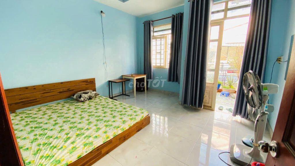 CẦN CHO THUÊ NHÀ RIÊNG, DIỆN TÍCH 40m2 (1 TRỆT+2 LẦU), Ở BÀ ĐIỂM.